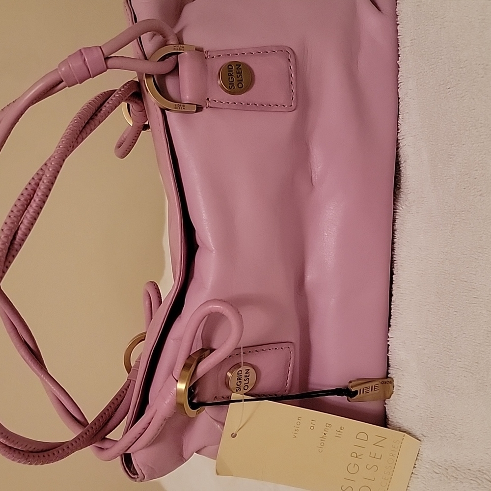 Never Used.  Great Condition. Bag